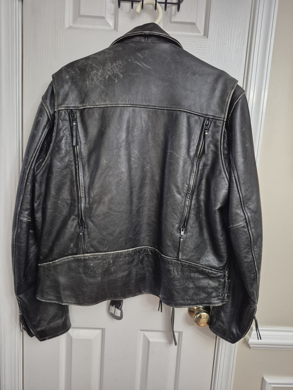 Harley-Davidson Black Leather Motorcycle Jacket with Epaulettes - Picture 2 of 7